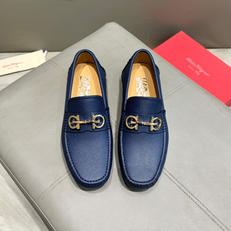 F**di leather shoes